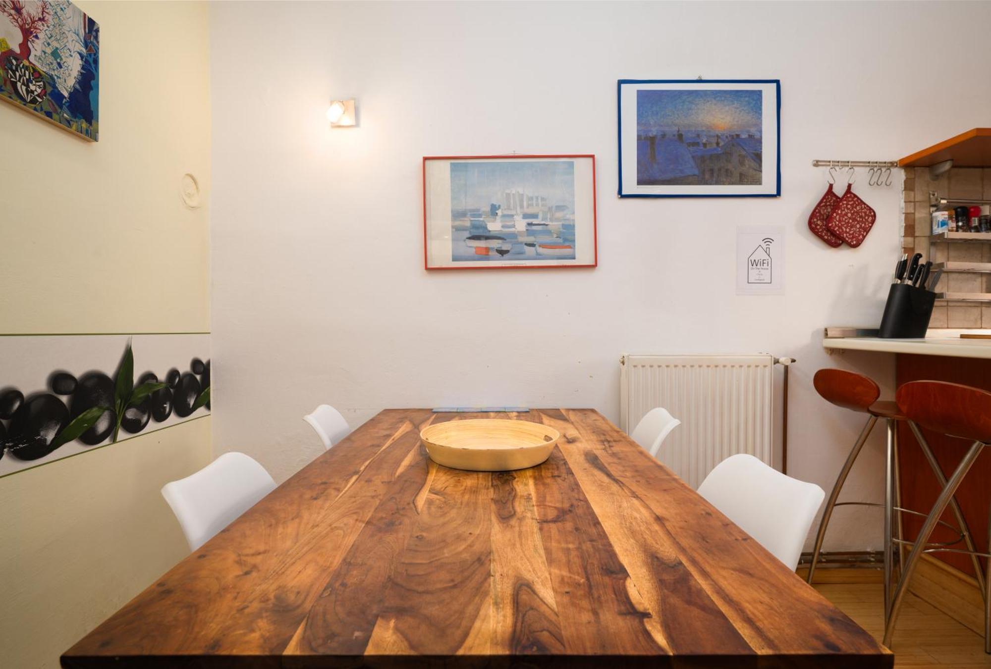 Urban View Apartment With Free Parking リュブリャナ エクステリア 写真