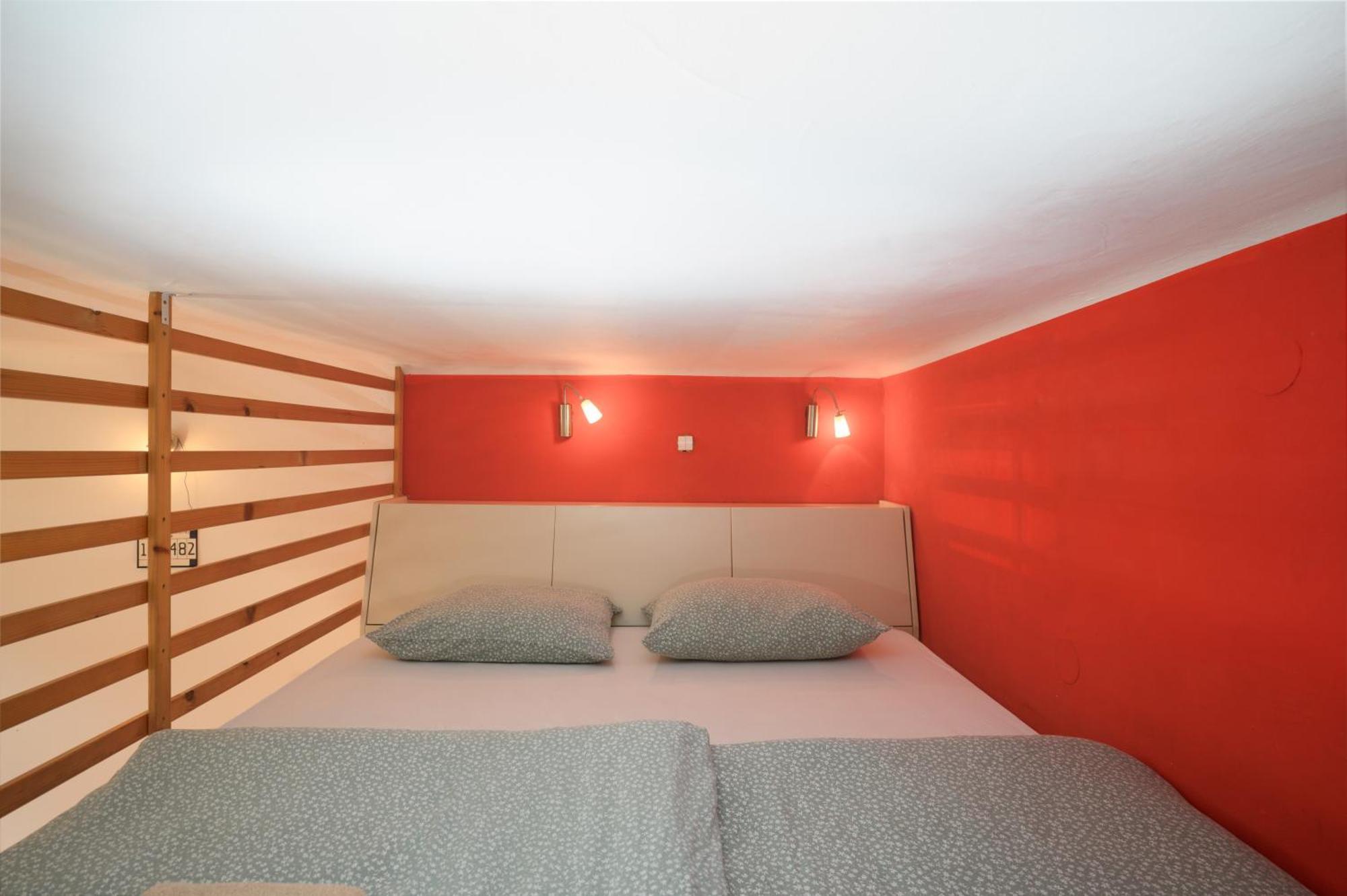 Urban View Apartment With Free Parking リュブリャナ エクステリア 写真